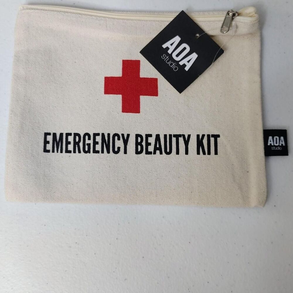 No-brand Women's Cream and White Bag